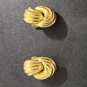 Monet Goldtone clip on earrings